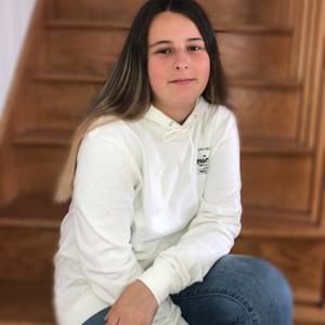 Meet your Posher, Christina